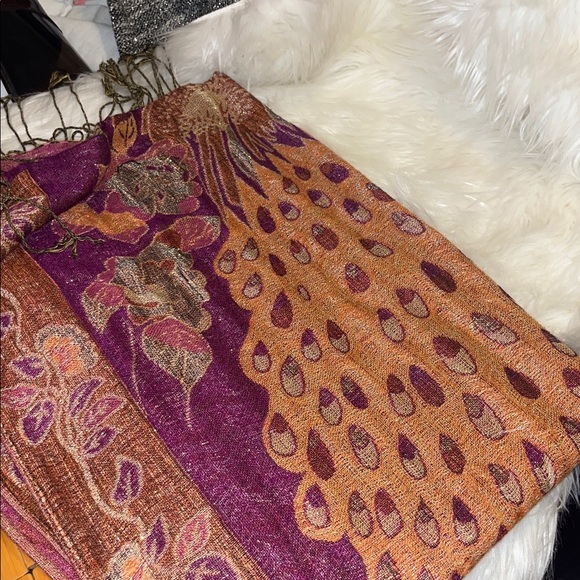 Pashmina Patterned Scarf 🧣 55% pashmina 45% silk - Picture 1 of 4